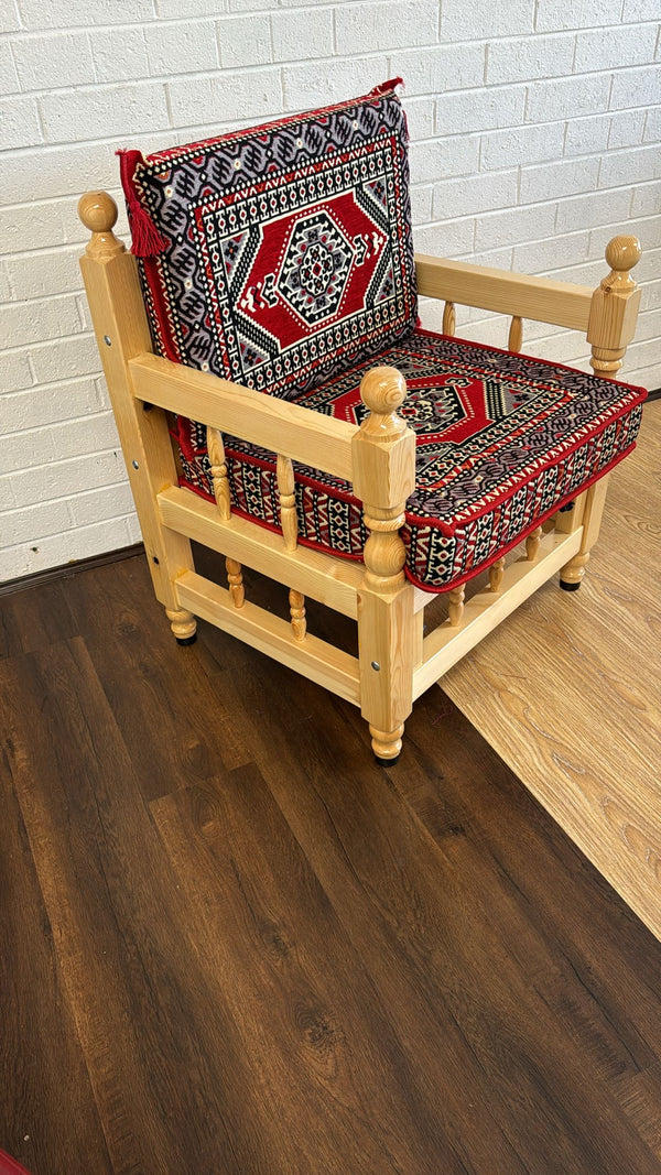 Single Cushion set red palace with chair