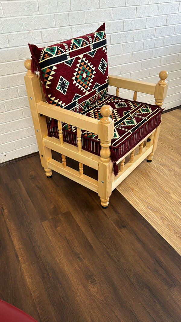 Single cushion set maroon classic with chair